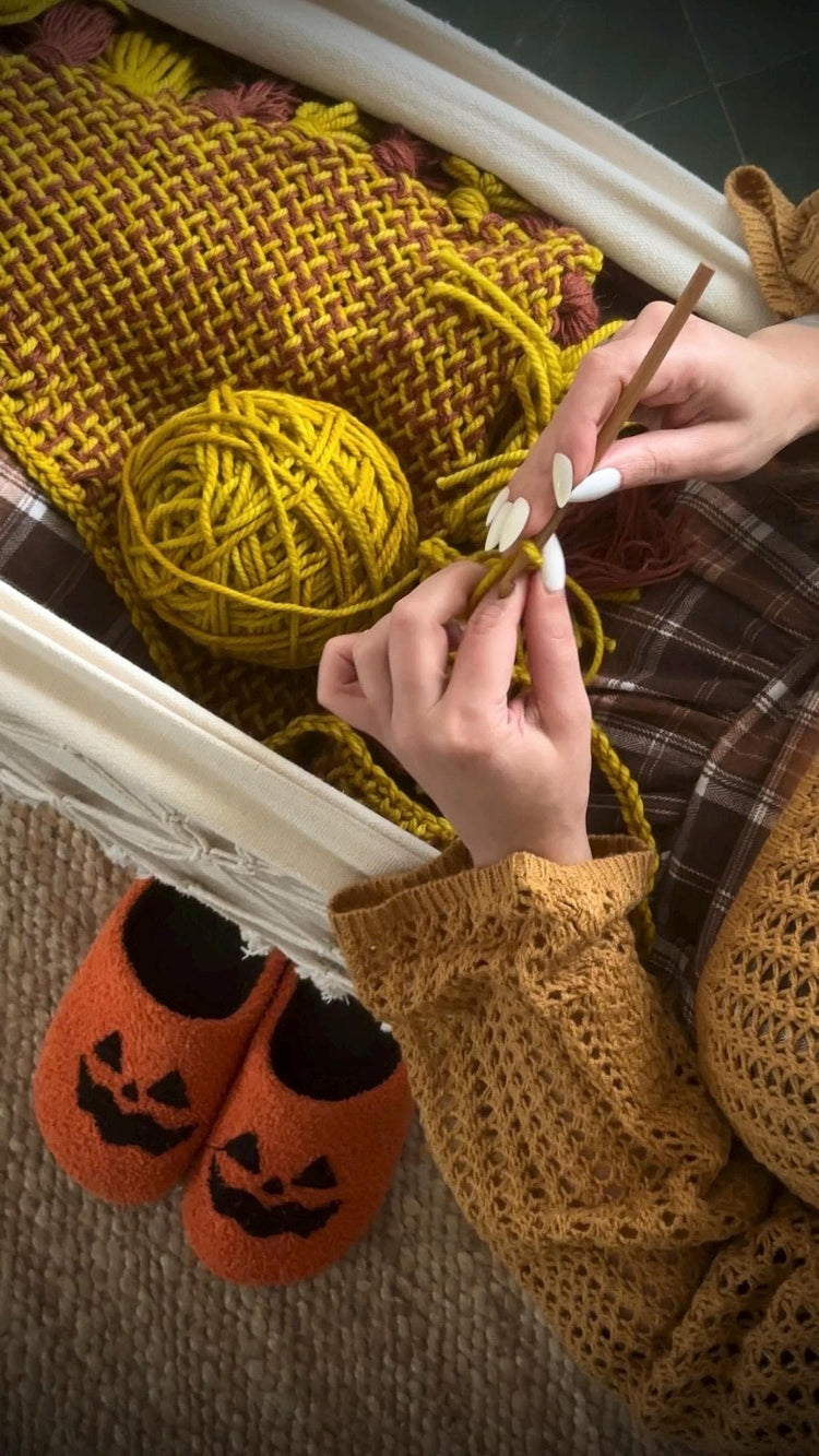 Handmade Maple Leaf Shawl: Woven Alpaca Autumn Fairyland Shawl