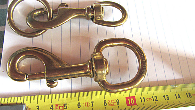 Bronze clasp. Metal clasp. Bronze keychain. Vintage keychain. Keychain clasp. Swivel clasp. Carabiner. Snap hook. Industrial chic.