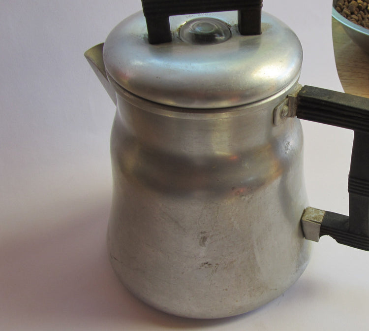 Coffee maker. Vintage coffee maker. Vintage coffee pot. Vintage aluminum. Bakelite handle. WearEver stove top percolator.