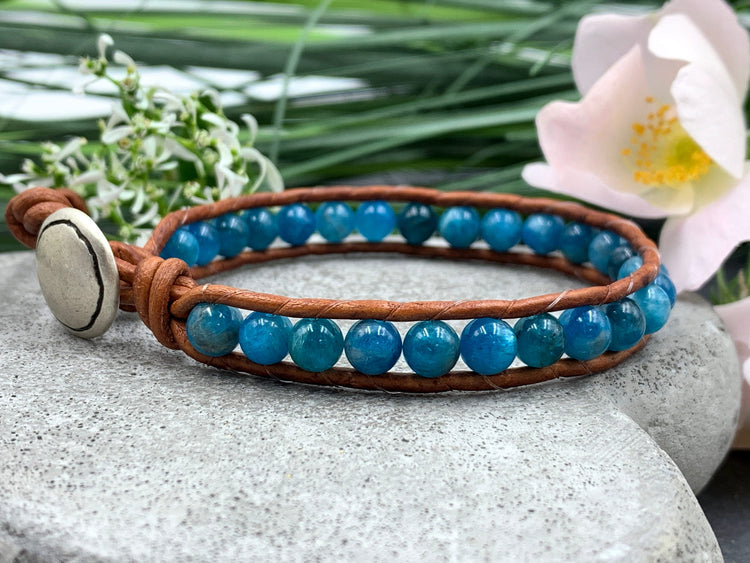 Wickelarmband Apatit echt mit Leder - gewickeltes Perlenarmband - Geschenk beste Freundin Lieblingsmnsch - Wunschedelstein