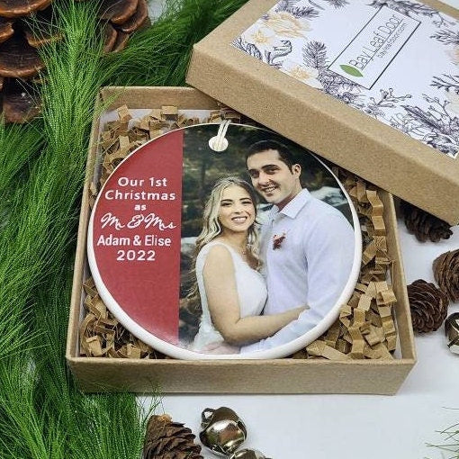 Ornament Mr and Mrs, 1st Christmas Married, Husband and Wife, 1st Christmas as Mr and Mrs, Newlyweds - your photo and names