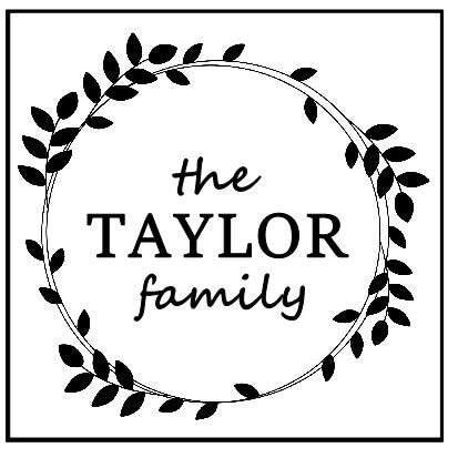 Custom Family Name Sign, YOUR Last Name tile with choice of leaf color, easel sign - easel included, leaf color choice