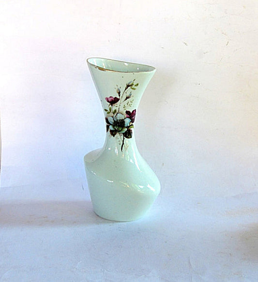 White vase. Porcelain vase. Vase vintage. Small vase. Bud vase. Floral vase. Art deco revival. Unique vase. Unique shape porcelain vase.