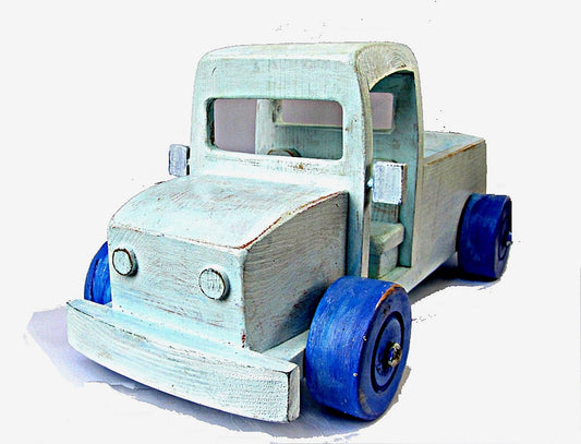 Toddler toy. Wooden toy. Wood toy. Handmade wooden toy. Toy truck. Wood truck. Wooden truck. Wooden toy truck. Solid wood. Water based color