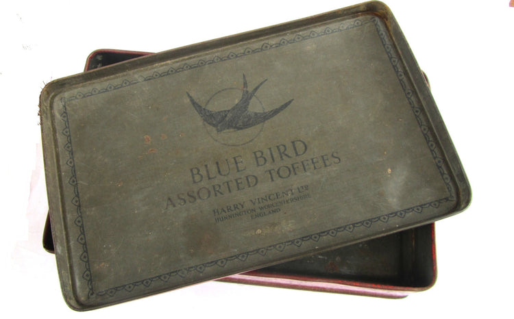 Tin box. Tin box vintage. Old tin. Candy tin. Tin litho. English countryside. Toffee. Toffee tin. Blue bird toffee tin box.