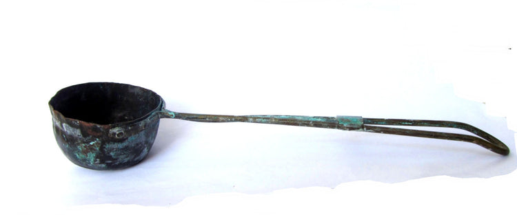 Kitchen decor rustic. Ladle. Farm kitchen. Farm kitchen decor. Patina decor. Copper kitchen. Copper kitchen decor. Antique kitchen utensil.