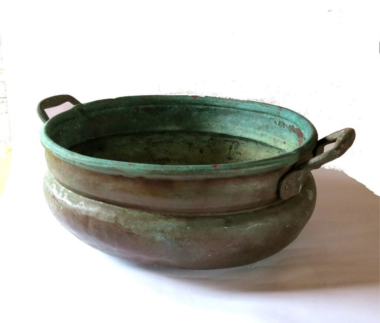 Rustic copper. Rustic bowl. Rustic planter. Copper bowl. Framhouse chic decor. Patina decor. Oval bowl. handled bowl.