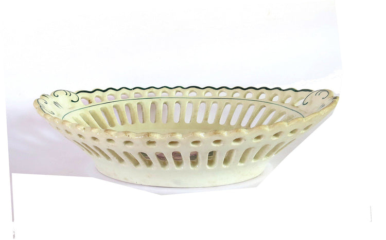 Vintage ceramic bowl. Small bowl. Floral bowl. Trinket bowl. White ceramic bowl. Small ceramic bowl. Ceramic trinket dish. Filigree bowl.