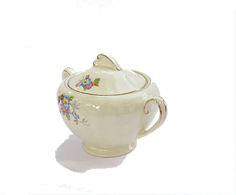 Sugar bowl. Mid century ceramic. Floral china. Gold trim. Trinket bowl. Ceramic sugar bowl. Porcelain sugar bowl. With lid. Meakin. J and G.