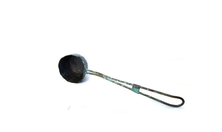Kitchen decor rustic. Ladle. Farm kitchen. Farm kitchen decor. Patina decor. Copper kitchen. Copper kitchen decor. Antique kitchen utensil.