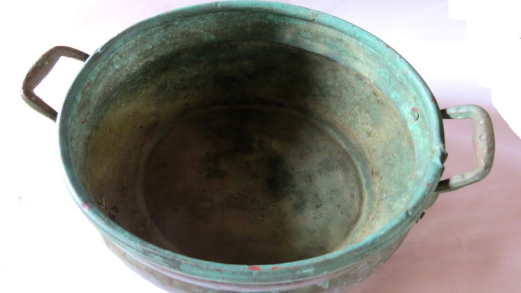 Rustic copper. Rustic bowl. Rustic planter. Copper bowl. Framhouse chic decor. Patina decor. Oval bowl. handled bowl.