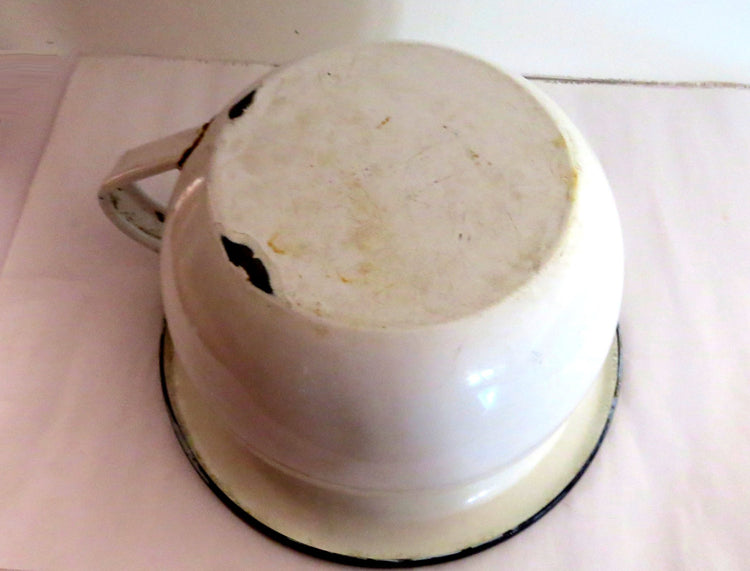 Antique enamel. White planter. Bathroom organization. Ba4911 Enamel pot. Enamelware pot. White enamelware. Metal planter. White enamel chamber pot.