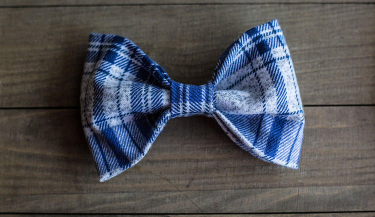 Blue Gray  Dog Bow Tie, Flannel Dog Bowtie, Plaid Dog Bow Tie, Plaid Dog Bowtie, Cat Bowtie, Fall Dog Bow Tie, Winter Dog Bow Tie