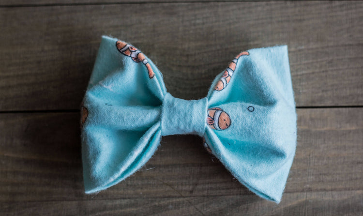 Mint and Clown Fish  Dog Bow Tie, Flannel Dog Bowtie, Plaid Dog Bow Tie, Plaid Dog Bowtie, Cat Bowtie, Fall Dog Bow Tie, Winter Dog Bow Tie