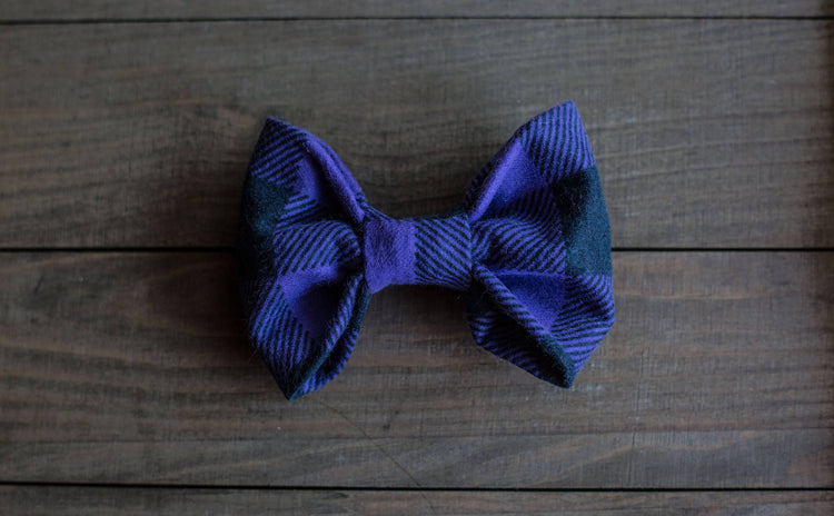 Purple Plaid Dog Bow Tie, Flannel Dog Bowtie, Plaid Dog Bow Tie, Plaid Dog Bowtie, Cat Bowtie, Fall Dog Bow Tie, Winter Dog Bow Tie