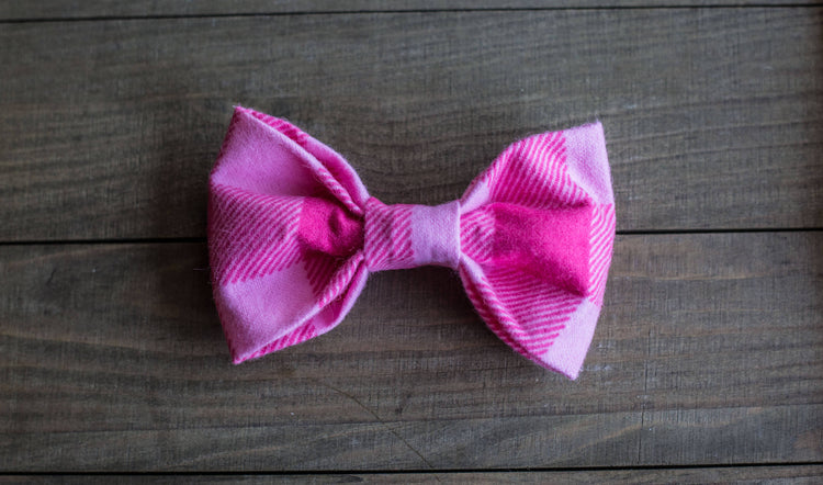 Pink Plaid Bow Tie, Flannel Dog Bowtie, Plaid Dog Bow Tie, Plaid Dog Bowtie, Cat Bowtie, Fall Dog Bow Tie, Winter Dog Bow Tie
