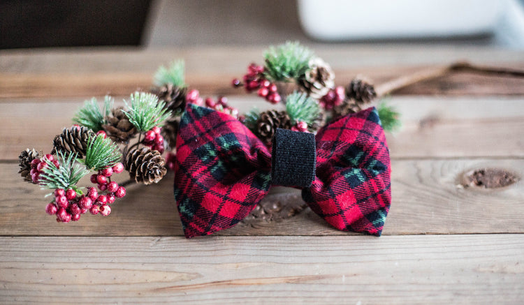 The Charlie Brown- Christmas Dog Bow Tie, Holiday Pet Bow Tie, Buffalo Plaid  Bow Tie, Deer Dog Bow Tie, Holiday Gifts for Pet Lovers