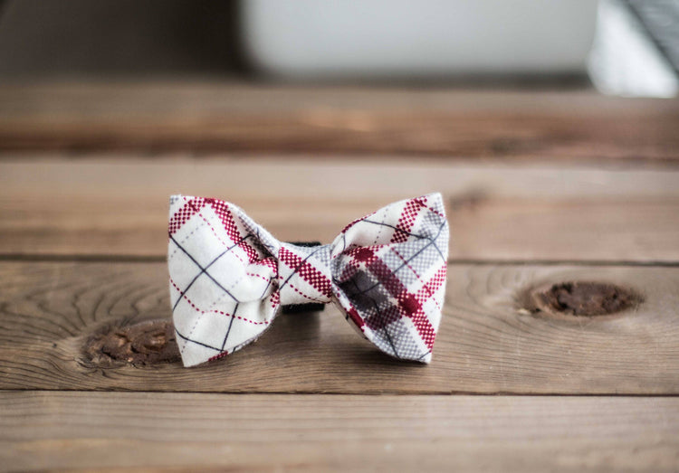 The Klaus- Christmas Dog Bow Tie, Holiday Pet Bow Tie, Plaid Bowtie , Christmas Plaid Dog Bow Tie, Holiday Gifts for Pet Lovers