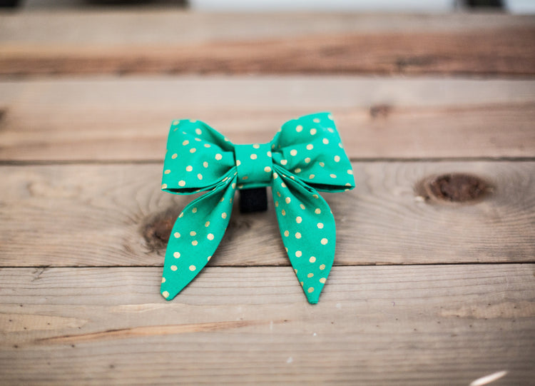 Bow Tie, Girly Bow tie, Girl Bow Tie, Christmas Dog Bow Tie, Christmas Bow Tie, Holiday Bow Tie,Christmas, Holiday Bow Tie,