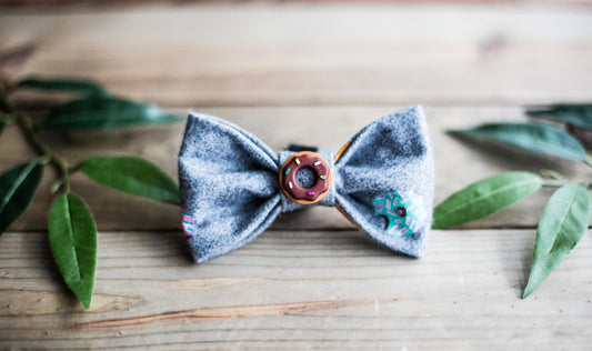 Dog Bow Tie || Donut Bow Tie || Bow Tie || Puppy Bow Tie || Food Dog Bow Tie || Cute Bow Tie || Cat Bow Tie || Pet Accessory || Donuts