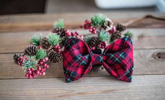 The Charlie Brown- Christmas Dog Bow Tie, Holiday Pet Bow Tie, Buffalo Plaid  Bow Tie, Deer Dog Bow Tie, Holiday Gifts for Pet Lovers
