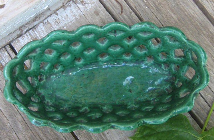 Mid century ceramics. Bread basket. Old green ceramic bowl. Fruit basket. Woven bowl. Braided basket. Braided bowl. Vintage.