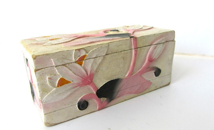 Shabby chic box. Floral box. Wood jewelry box. Decorative wooden box. Wood keepsake box. Rectangular box. Lotus decor. Mother's day gift.