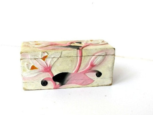 Shabby chic box. Floral box. Wood jewelry box. Decorative wooden box. Wood keepsake box. Rectangular box. Lotus decor. Mother's day gift.