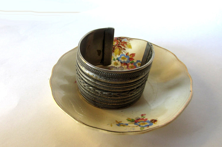 Silver plated cuff bracelet. Boho style metal bangle. Adjustable. Hand crafted bracelet. Silver brass cuff. Middle eastern jewelry. Vintage.