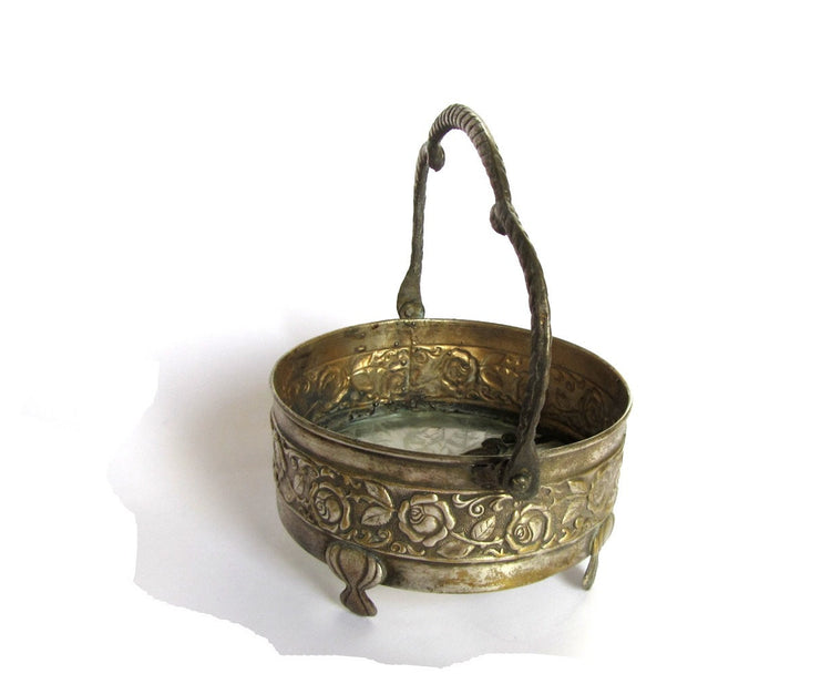 Vintage candy dish. Trinket dish. Candy bowl. Trinket bowl. Candy display. Silver candy dish. Footed candy dish. Rose pattern.