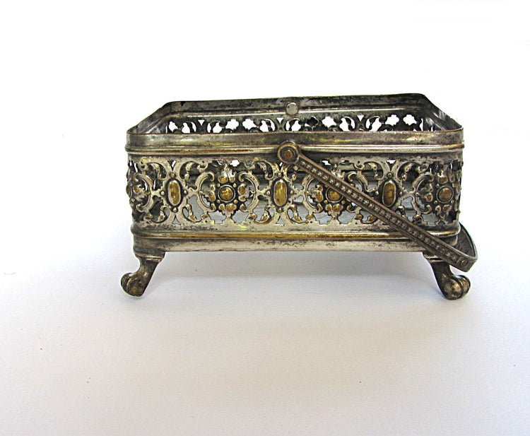 Candy dish vintage. Vintage trinket dish. Candy basket. Candy display. Silver candy dish. Silver plated dish. Footed candy dish. Filigree.