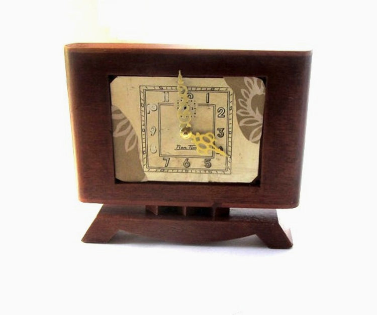 Vintage clock. Holiday gift ideas. Wood clock. Wooden clock. Old clock. Desk clock. Mid century clock. Brown table clock. Working.