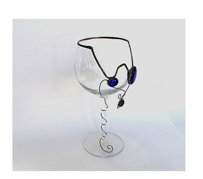 Wine glass decor. Trinket dish. Wine goblet. Wine cup. Chalice. Glass trinket dish. Recycled wine glass. Stained glass technique.
