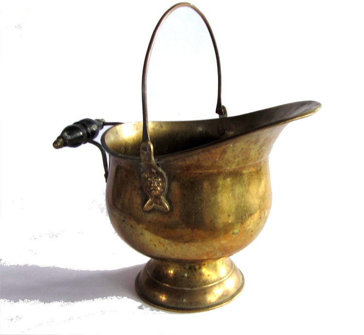 Metal bucket. Brass bucket. Scuttle. Coal scuttle. Lion heads handle. Brass handles. wood handle. Pedestal. Metal planter. Brass planter.
