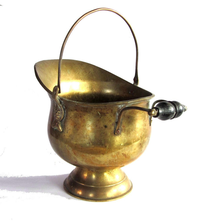 Metal bucket. Brass bucket. Scuttle. Coal scuttle. Lion heads handle. Brass handles. wood handle. Pedestal. Metal planter. Brass planter.