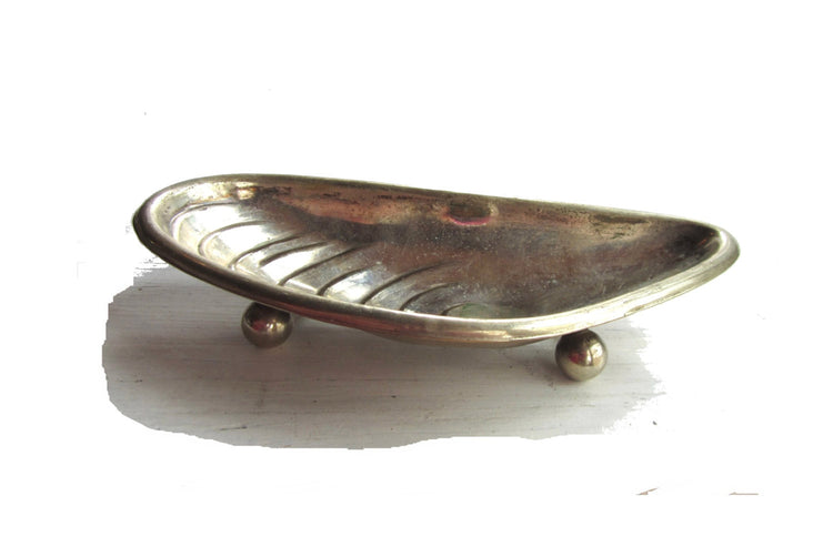 Silver bowl. Small bowl. Trinket bowl. Metal bowl. Footed bowl. Copper bowl. Shell bowl. Silver plated copper shell bowl.