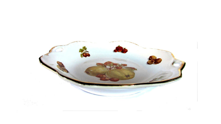 China vintage. Porcelain bowl. White porcelain bowl. China bowl. Small bowl. Fruit design. Gold trim dish. Ruffled bowl. Shallow  bowl.
